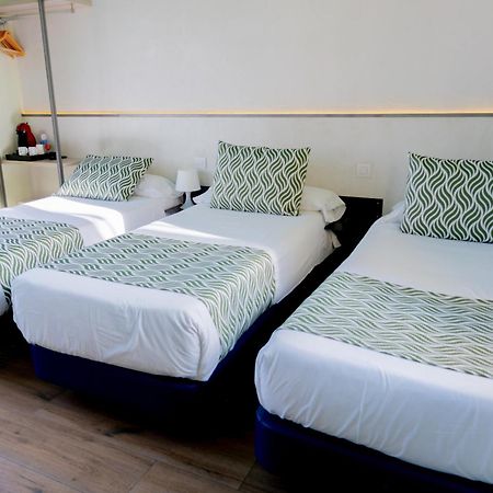 Hostal Charlotte-Gran Via Madrid Exterior photo