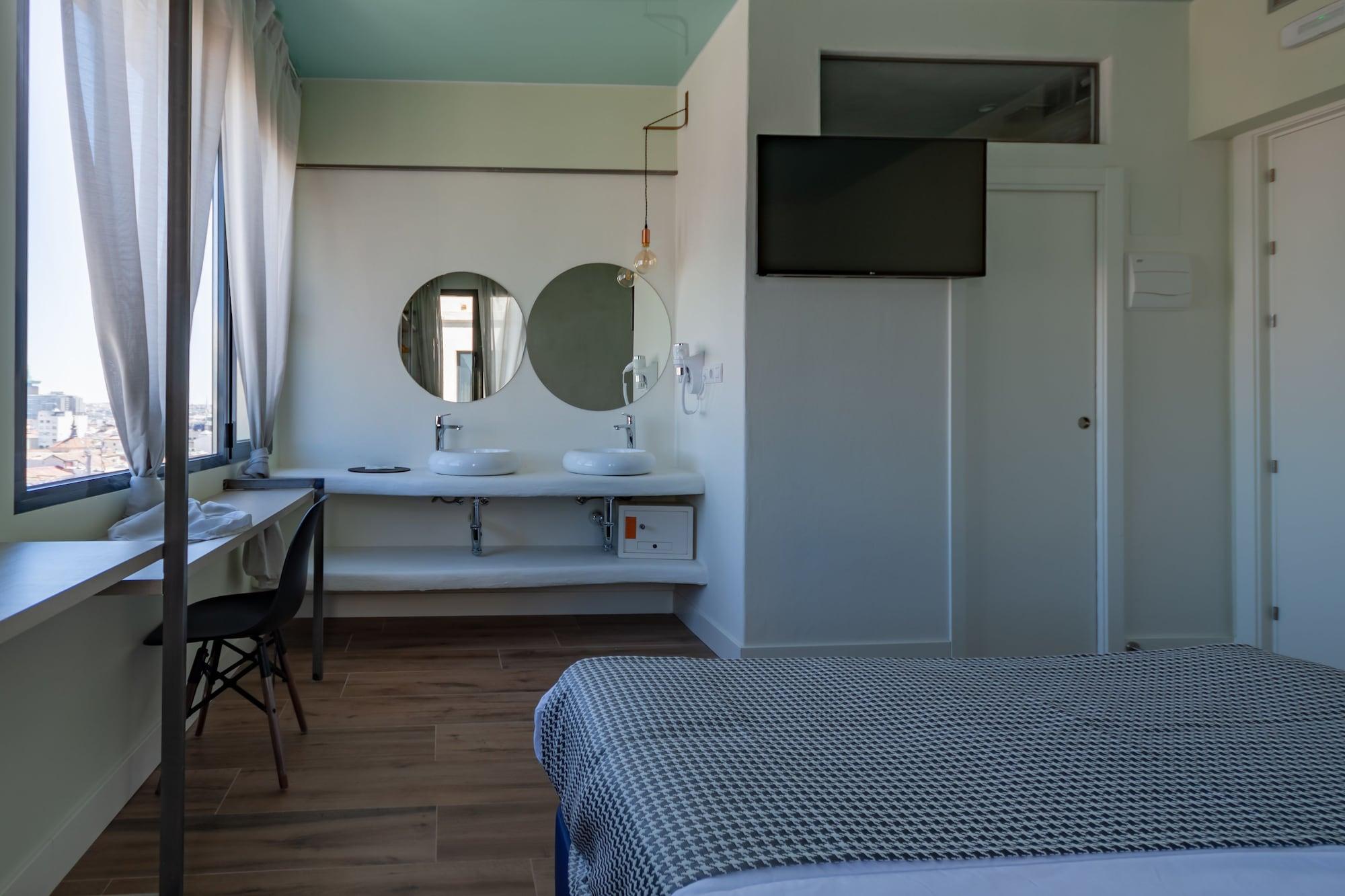 Hostal Charlotte-Gran Via Madrid Exterior photo