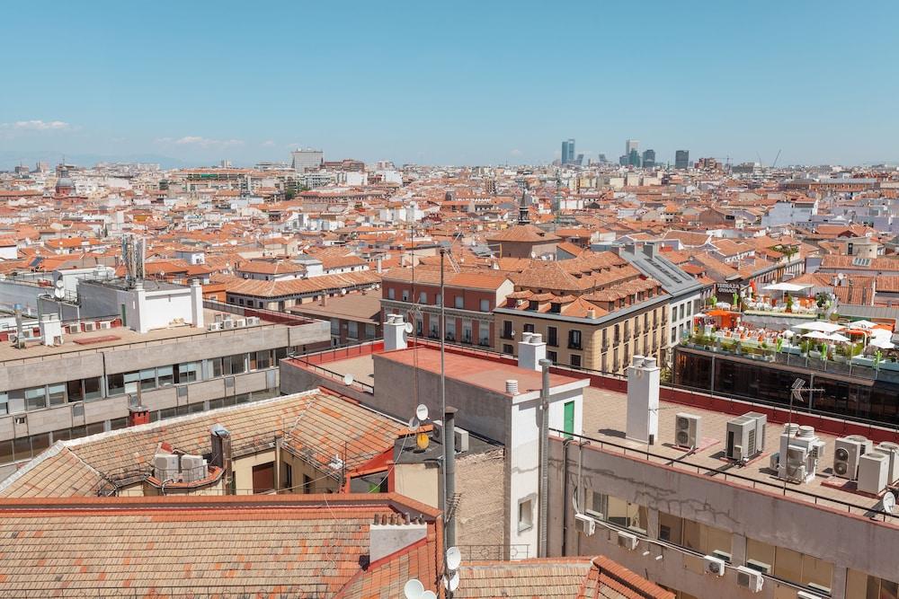 Hostal Charlotte-Gran Via Madrid Exterior photo