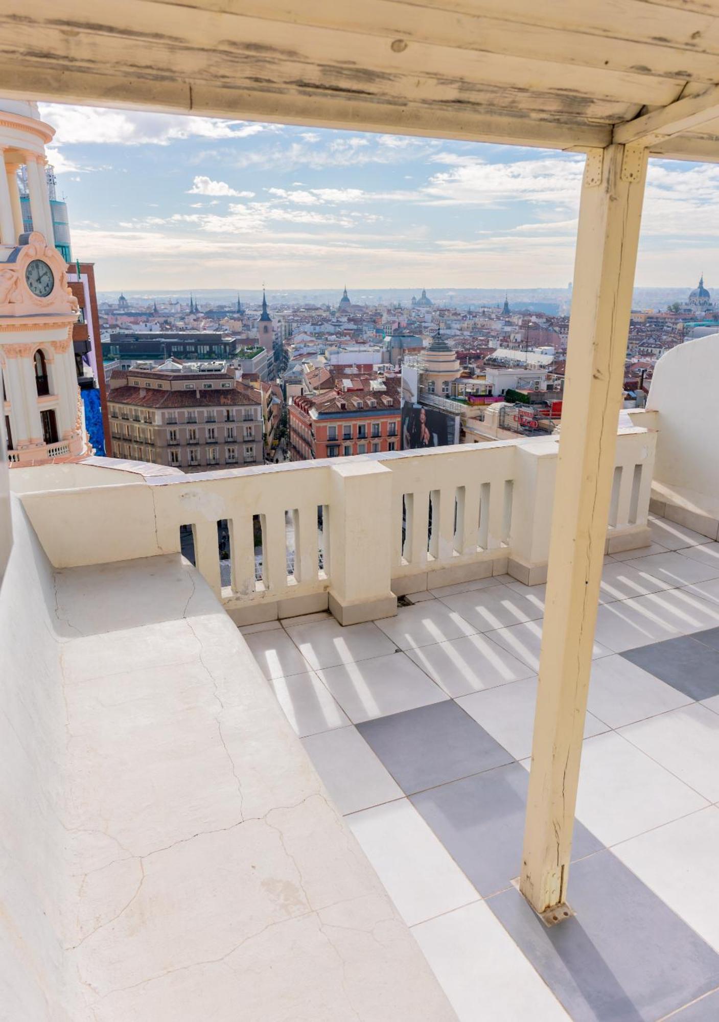 Hostal Charlotte-Gran Via Madrid Exterior photo
